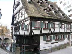 Heimat? – Ulm Fischerviertel „Schiefes Haus“